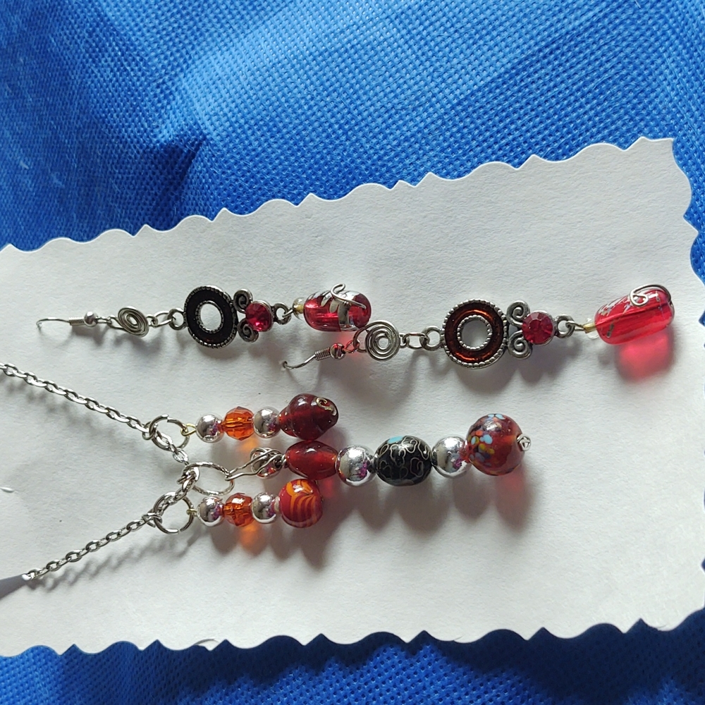Necklace and earrings with beautiful glass beads